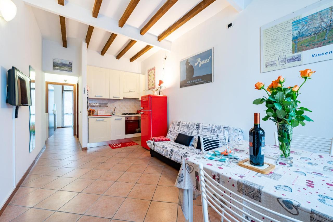 Parma Historic Center Apartment 7Min From Duomo Kültér fotó