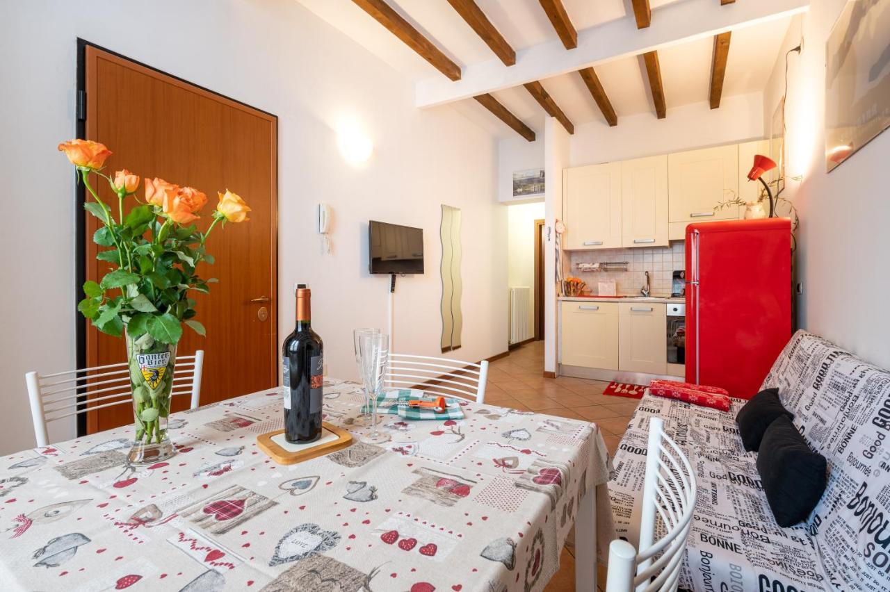 Parma Historic Center Apartment 7Min From Duomo Kültér fotó